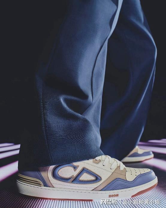 细腻皮革工艺与运动风格的融合DIOR B57运动鞋 品牌(图10)